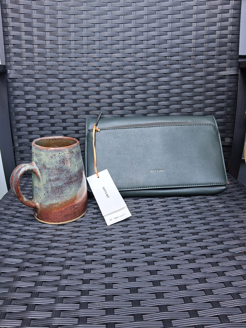 Matt & Nat Green Vegan Leather Women's Clutch, NWT - Picture 7 of 7
